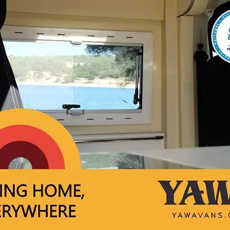 مكان تخييم Yawa Vans *