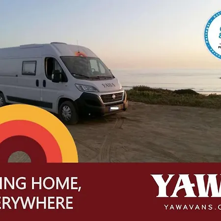 مكان تخييم Yawa Vans