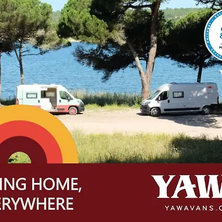 Yawa Vans Лісабон
