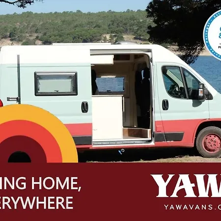 Yawa Vans Лісабон