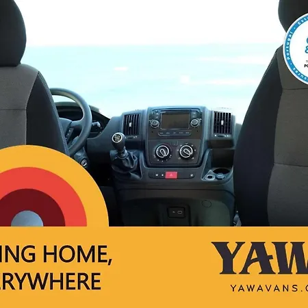 营地 Yawa Vans